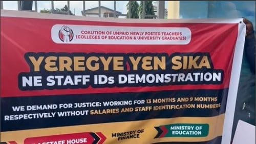 Teachers protest salary