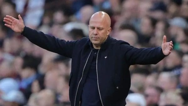 Liverpool sack Arne Slot