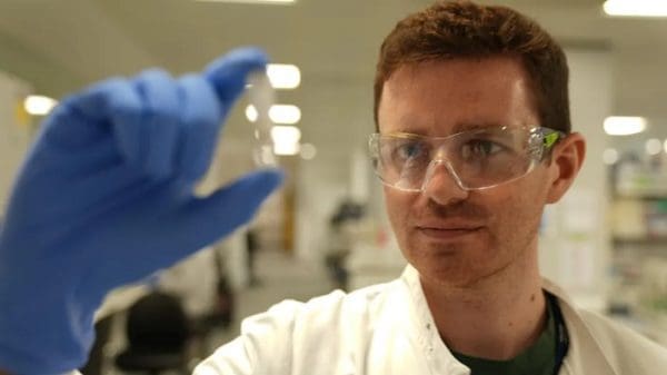 UK Ebola vaccine