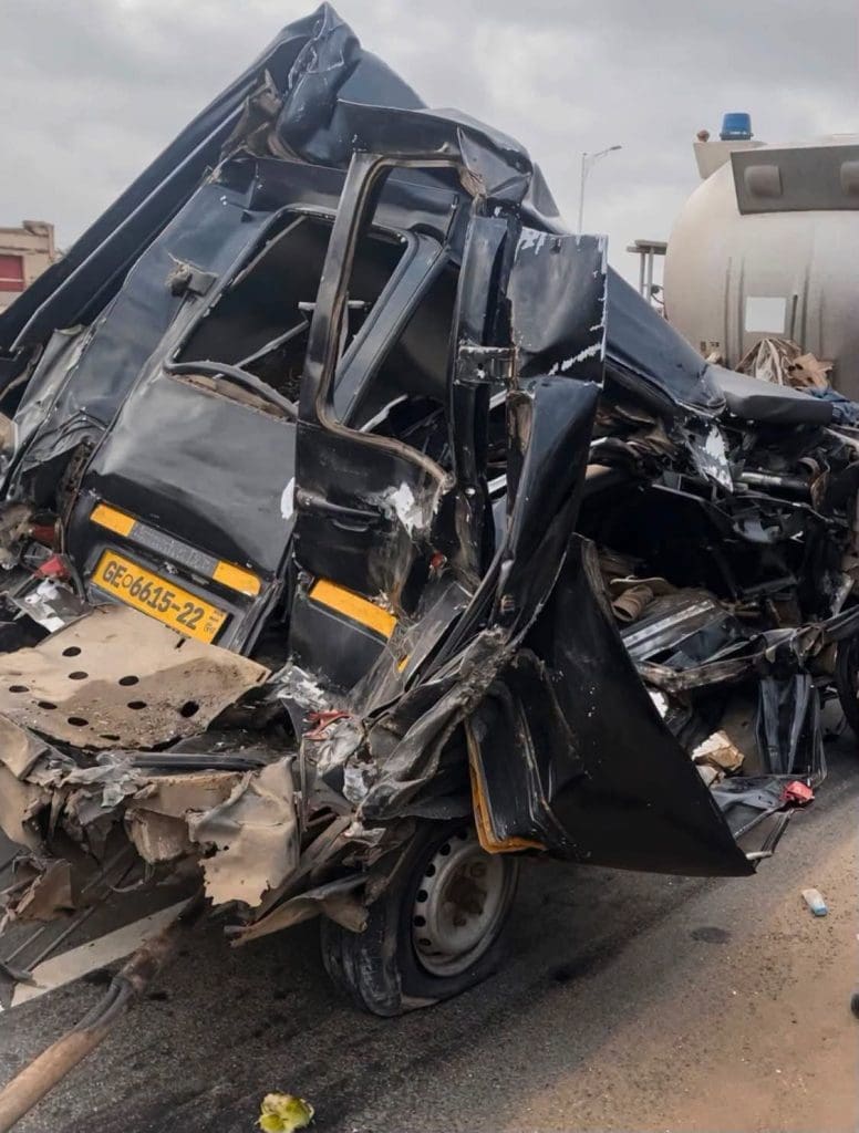 Ofankor: 11 perish, 13 injured in multiple-vehicle crash Multiple-vehicle crash Ofankor